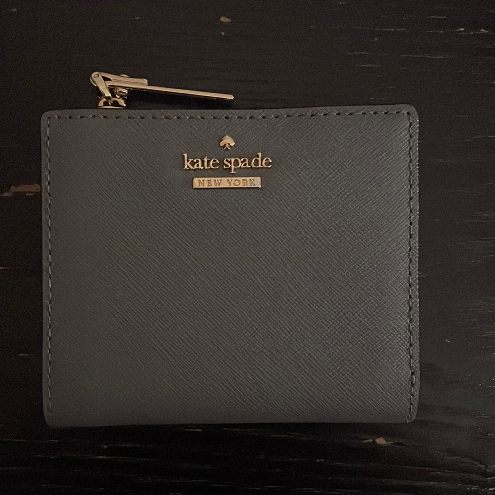 Kate spade gray wallet